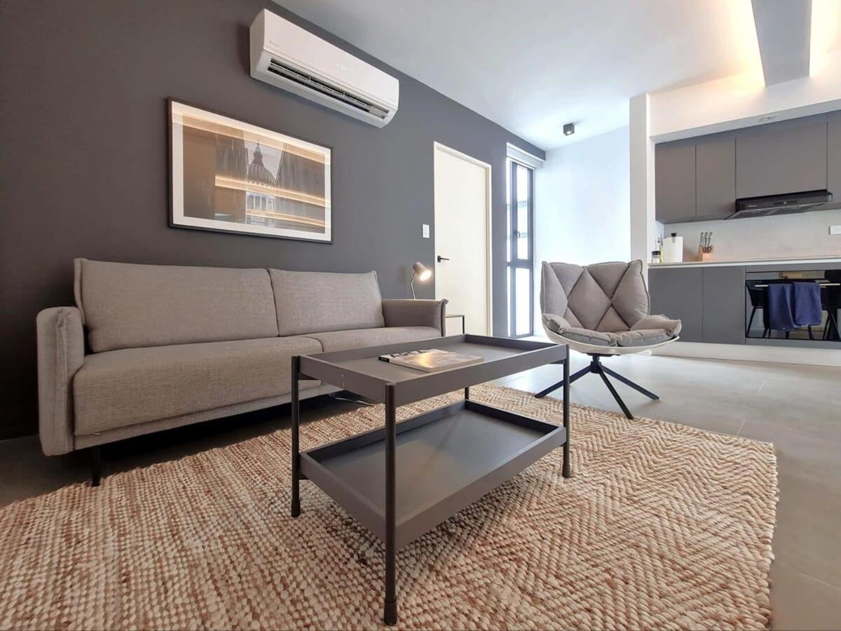 Designer 2Br With Pool In Casco Antiguo Apartment Kota Panama Bagian luar foto